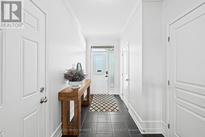 Property Photo:  638 Pepperville Crescent  ON K2M 0E8 