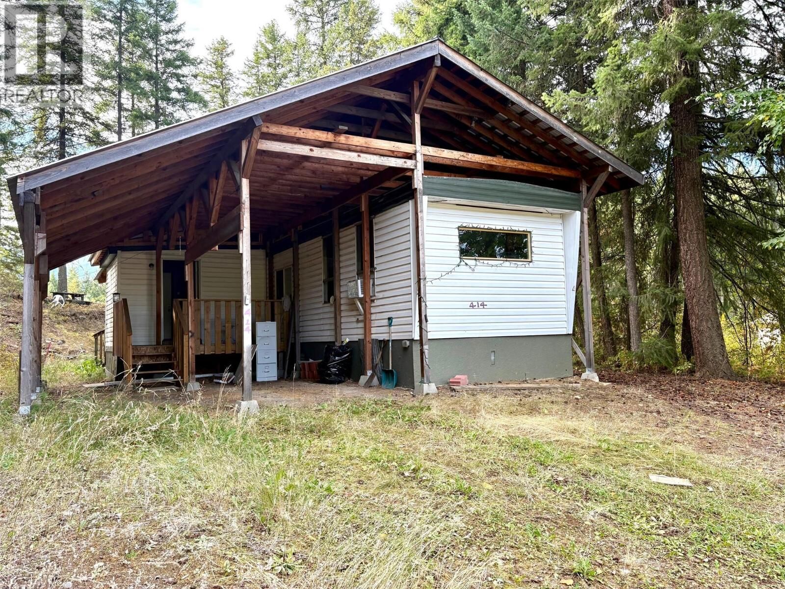 Property Photo: 414 Buck Road BC V0E 1N1