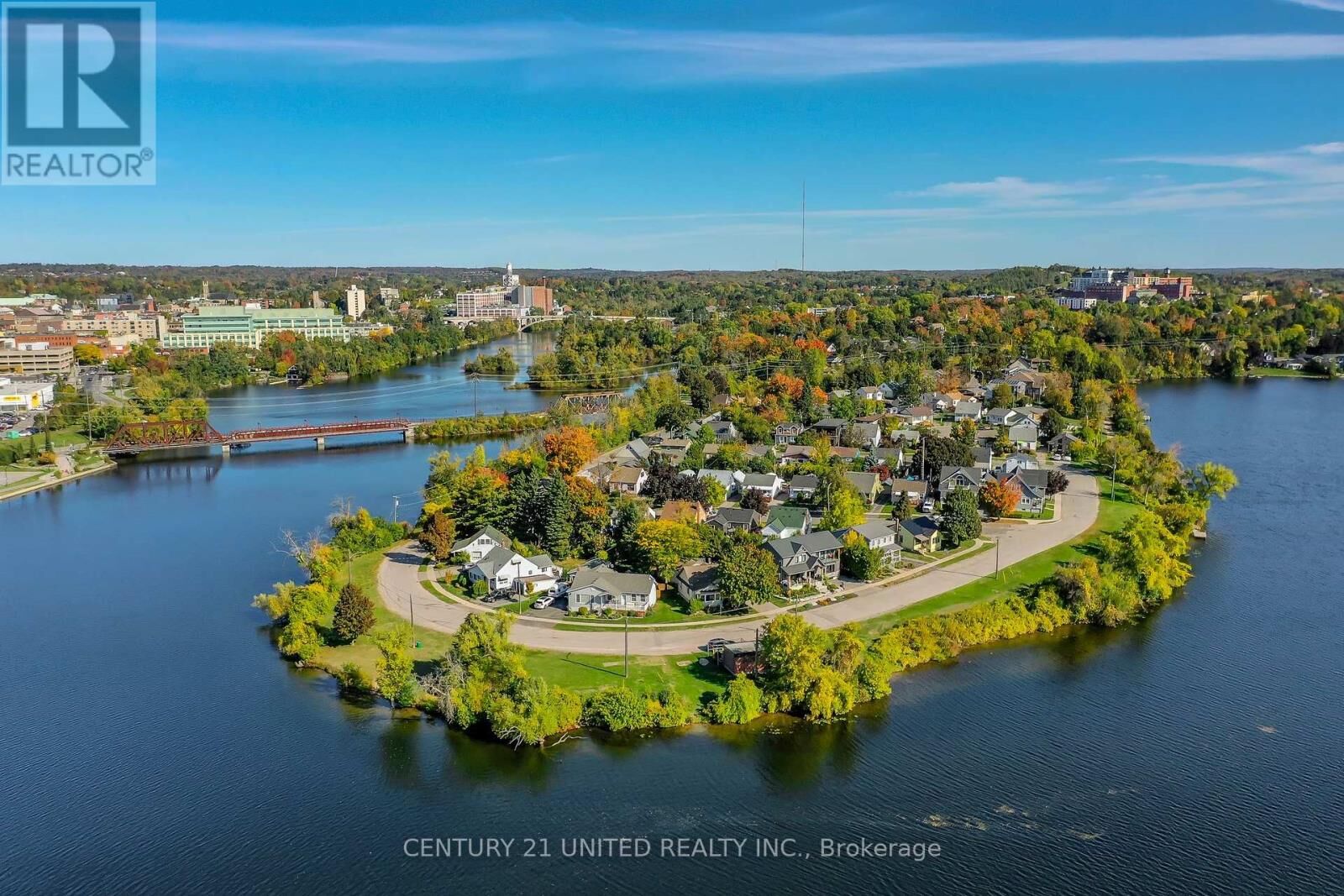 Property Photo:  57 Edgewater Boulevard  ON K9H 1A4 