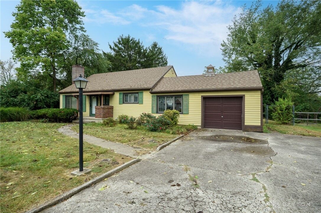 Property Photo: 1905 N Longview Street OH 45432