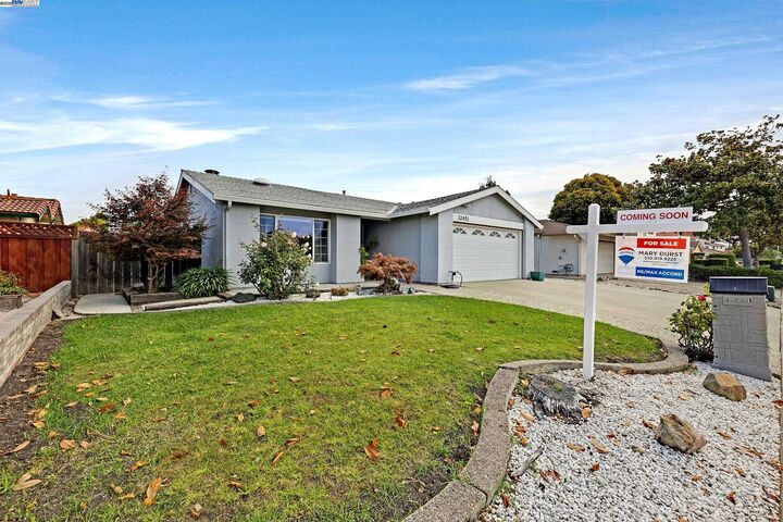 Property Photo: 32451 Regents Blvd. CA 94587