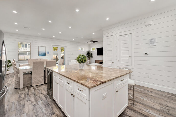 Property Photo: 48 W Palm Beach Street FL 32550