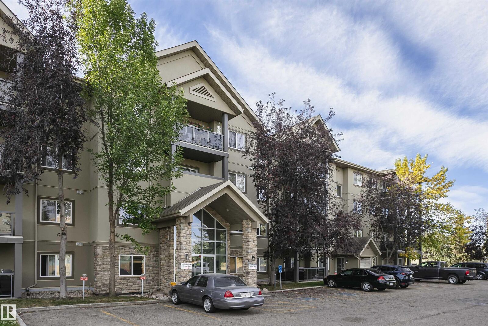 Photo de la propriété:  279 Suder Greens Drive NW 204  AB T5T 6X6 