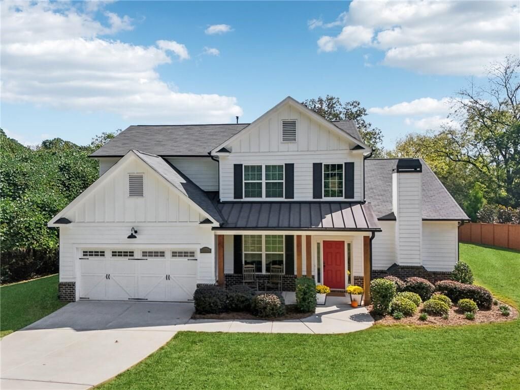 Property Photo: 3864 Hickory Road GA 30115