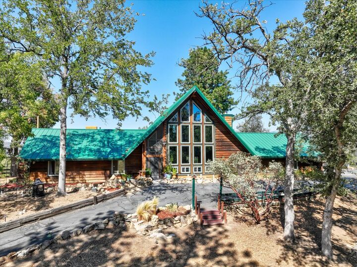 31331 Hogans Mountain Road  Coarsegold CA 93614 photo