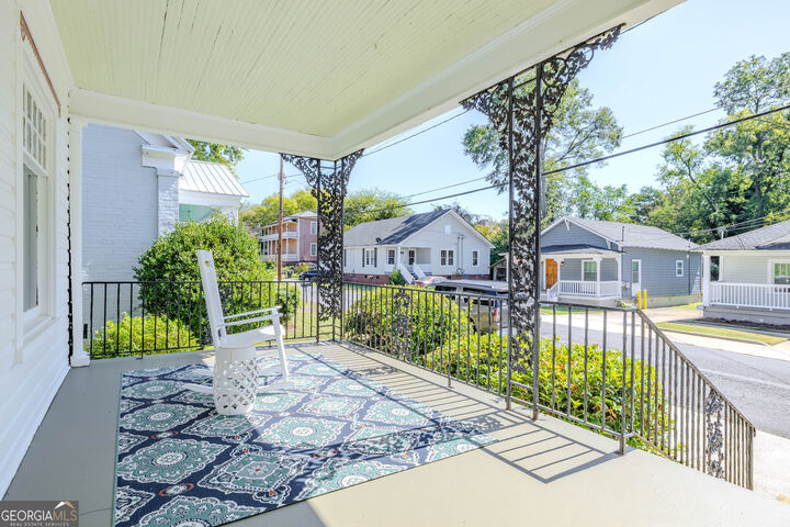 Property Photo:  601 W 10th Street NE  GA 30165 