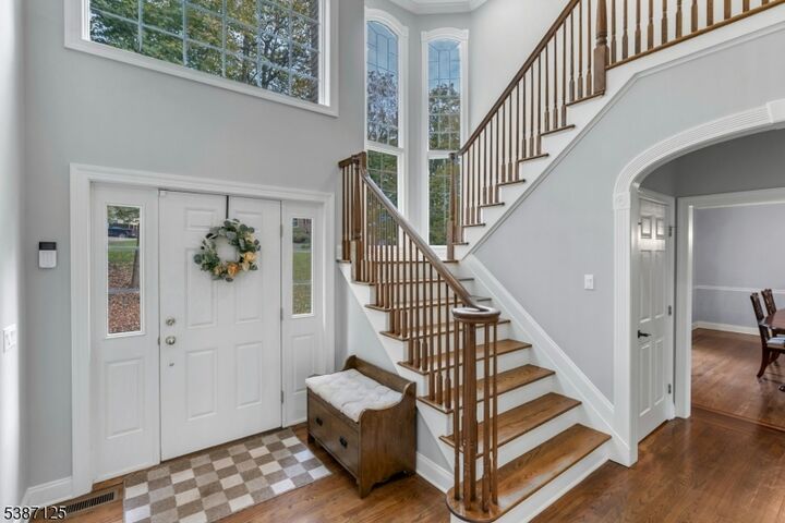 Property Photo:  4 Krista Ct  NJ 07945