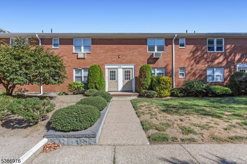 Property Photo:  50 Knox Ter  NJ 07470 