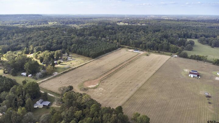 Property Photo:  855 Private Road 3168  TX 75645 