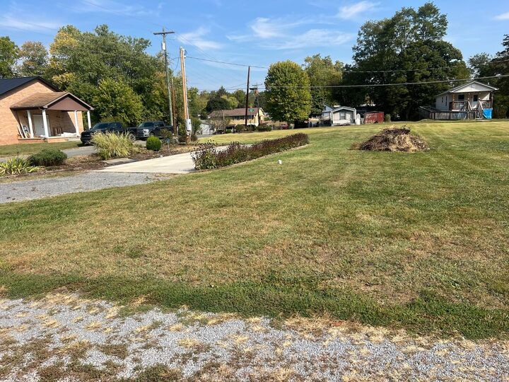 Property Photo:  142 Washington St  WV 24910 