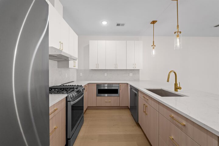 Property Photo:  249.5 Halladay St 2  NJ 07304 