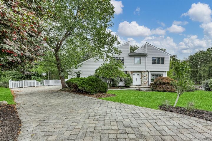 Property Photo: 6 Debra Court NY 10956