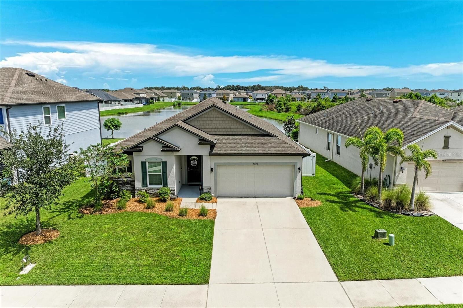 Property Photo:  4608 Windy Hammock Way  FL 34221 