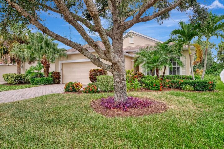 Property Photo:  1434 Blue Horizon Circle  FL 34208 