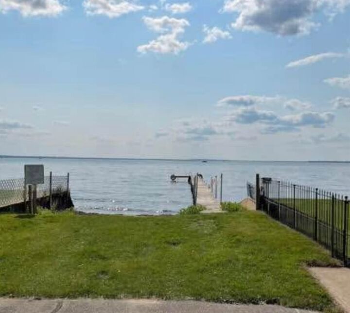 Property Photo:  106 Lakeview  MI 48629