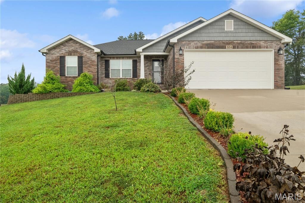 Property Photo:  324 Culloden Moore Drive  MO 63755 