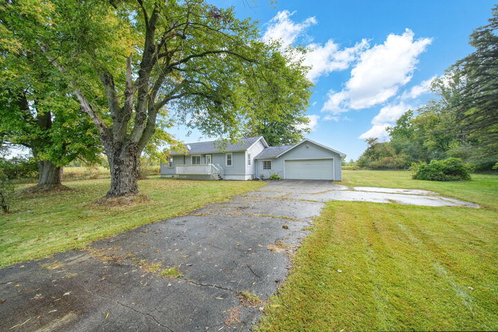 Property Photo: 6977 Cement City Road MI 49230