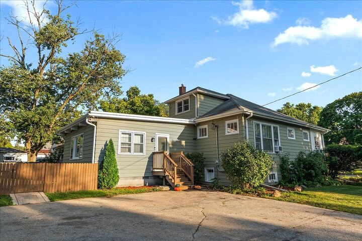 Property Photo:  1758 Pine Road  IL 60430 