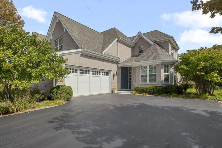 2162 Washington Drive 2162  Northbrook IL 60062 photo