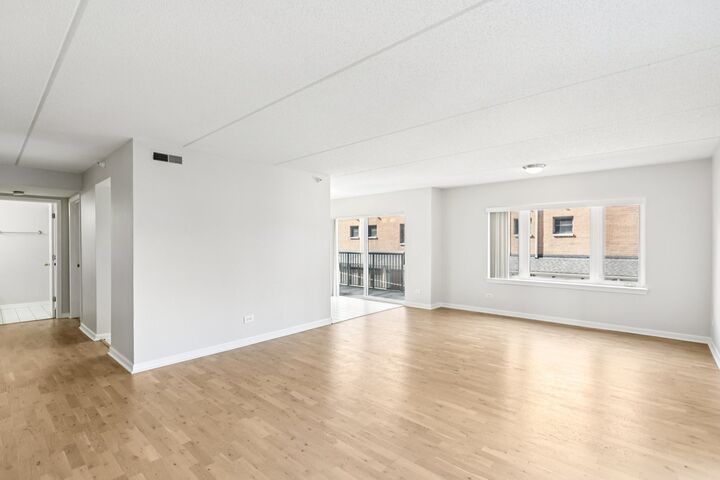 Property Photo:  811 Chicago Avenue 309  IL 60202 