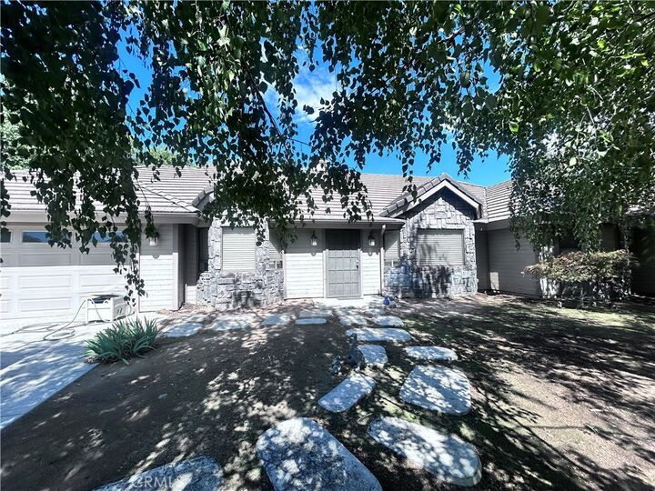 13054 Oak Crest Drive  Yucaipa CA 92399 photo