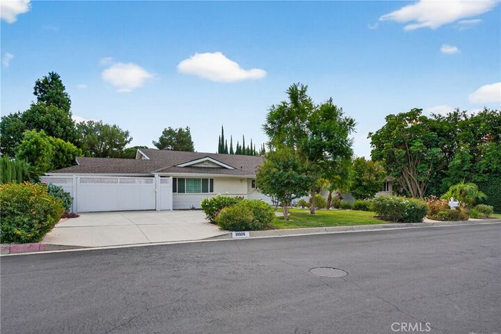Property Photo:  18926 San Jose Street  CA 91326 