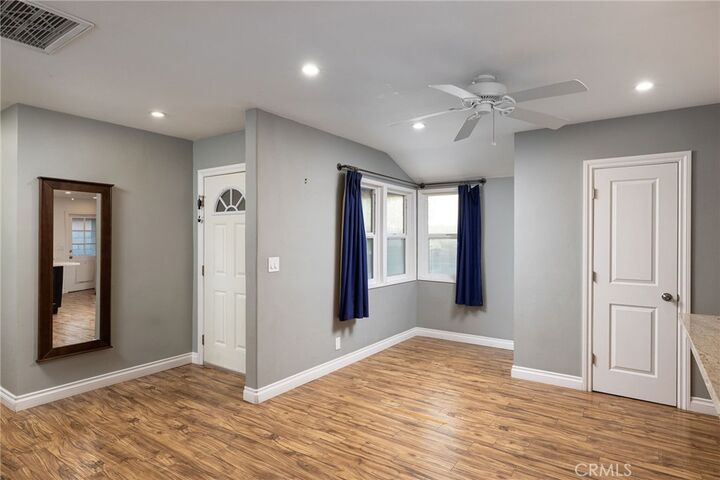 Property Photo:  18102 18102 Hartlund Lane  CA 92646 