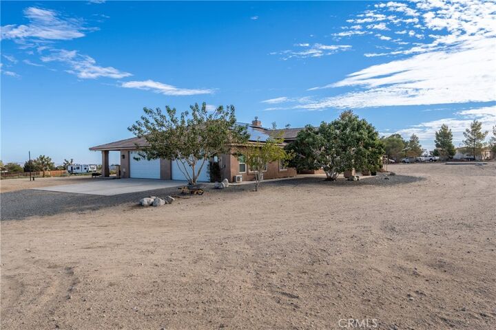Property Photo:  1830 Calaveras Road  CA 92372 