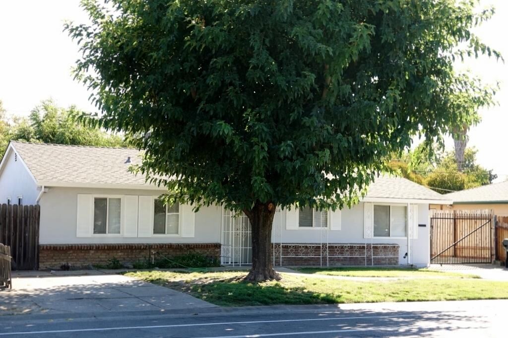 Property Photo: 3308 Hurley Way CA 95864