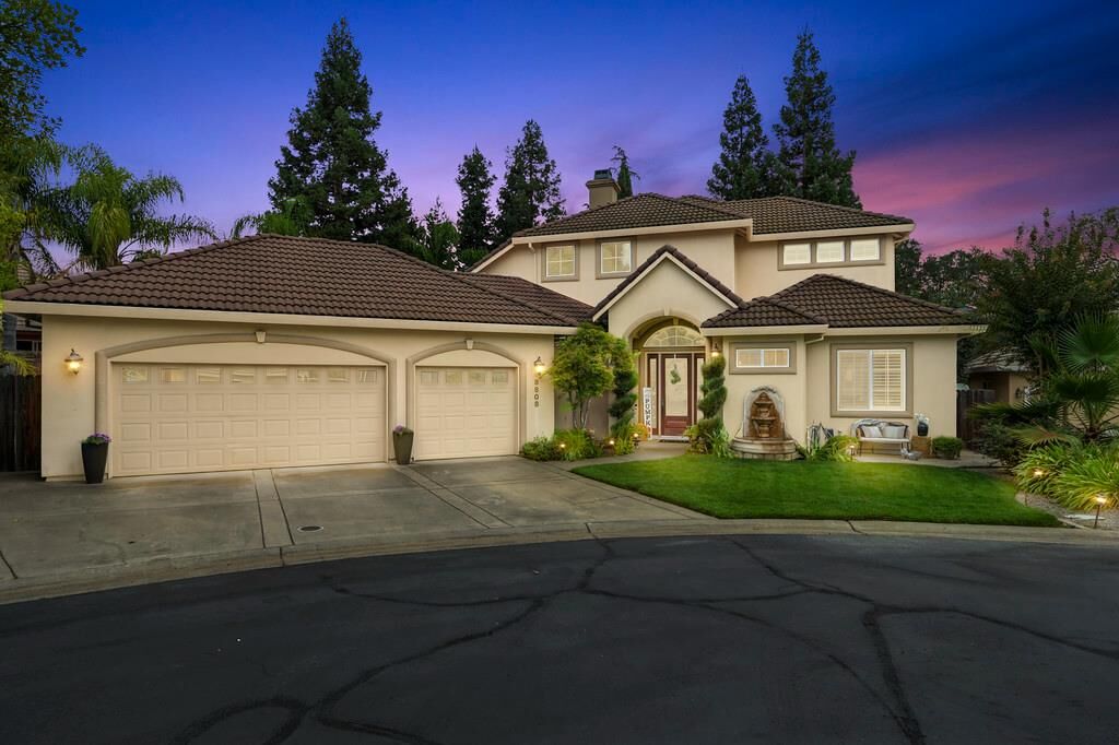 Property Photo:  8808 Chandeaux Lane  CA 95628 