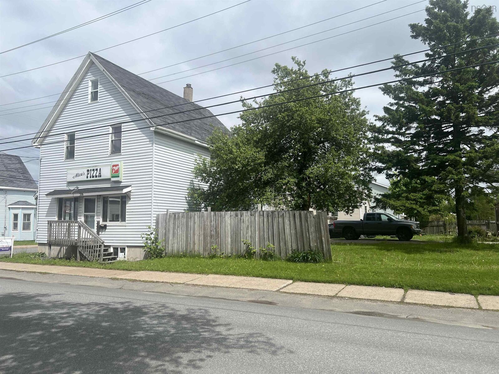 Property Photo:  376 Washington Street  NS B2H 3M4 