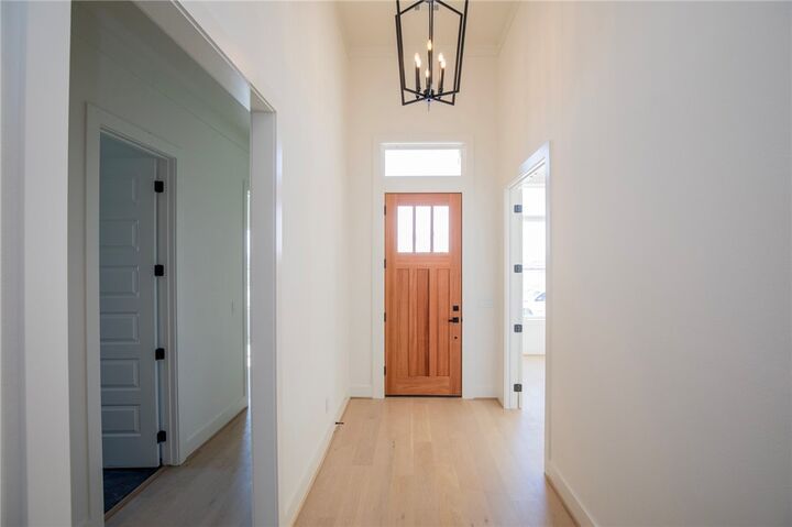 Property Photo:  800 Greenhorn Street  AR 72712 