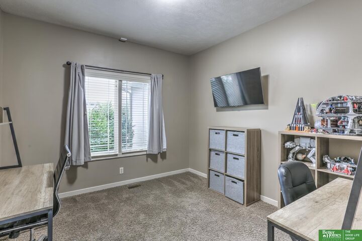 Property Photo: 3513 S 201 Circle NE 68130