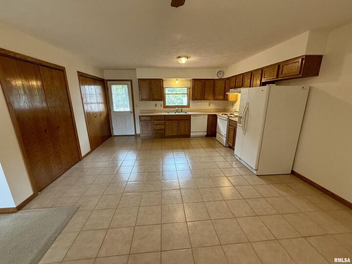 Property Photo:  113 Grandview Circle A &Amp B  IL 61530 