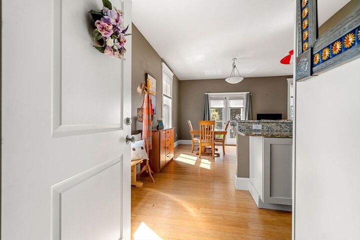 Property Photo:  17 North St 4  MA 01970 