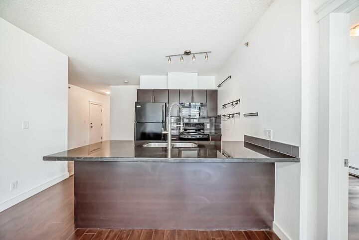 Property Photo:  315 3 Street SE 705  AB T2G 0S3 