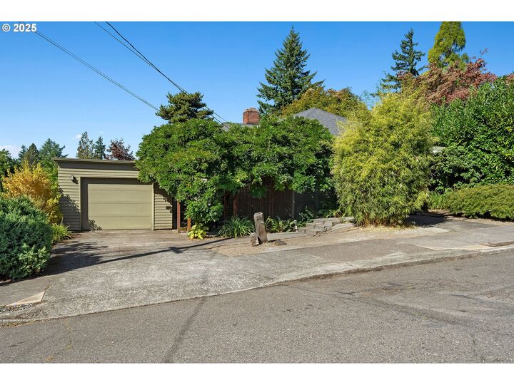 Property Photo:  8115 SW 10th Ave  OR 97219 