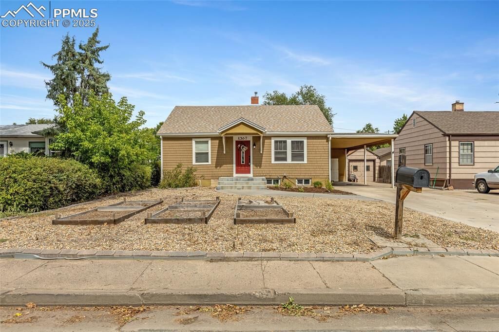 Property Photo:  1367 Greenwood Avenue  CO 81212 