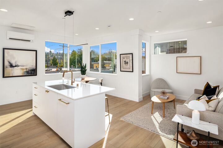 Property Photo: 3610 Francis Avenue N WA 98103