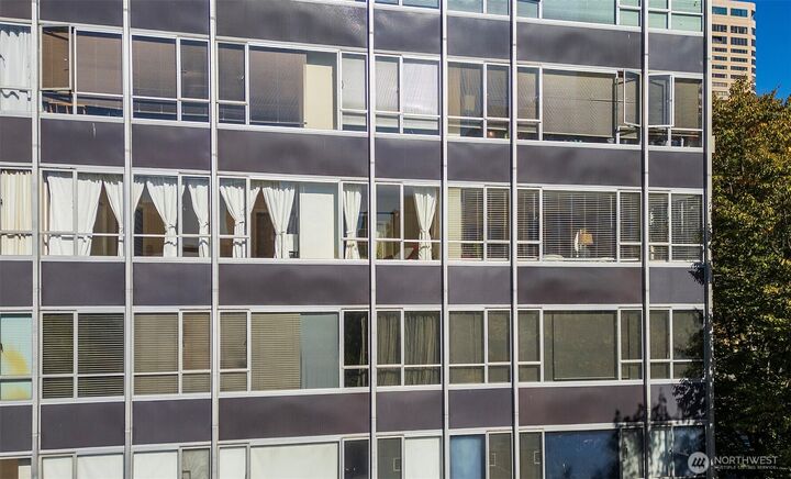 Property Photo: 1221 Minor Avenue 410 WA 98101