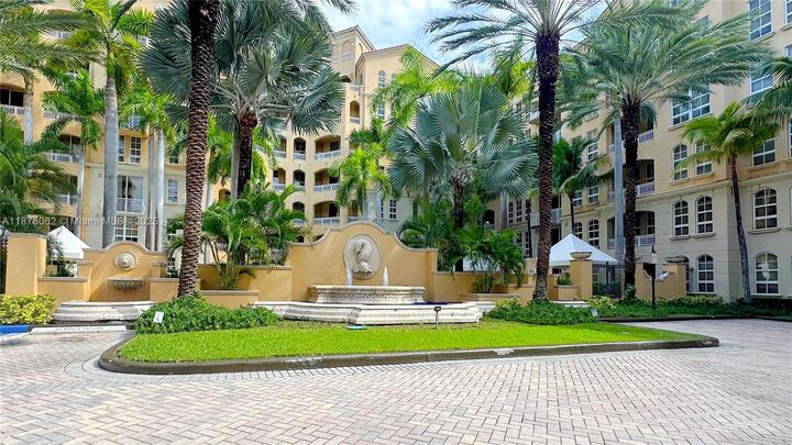 Property Photo:  3001 NE 185th St 317  FL 33180 