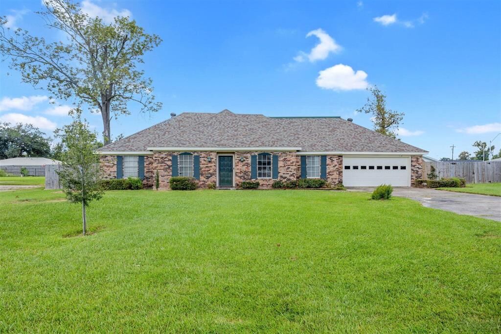 Property Photo: 704 Alabama Street LA 70663
