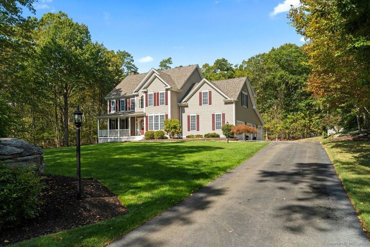Property Photo:  8 Linnea Lane  CT 06419 