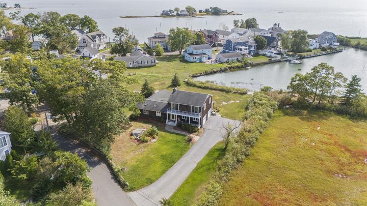 Property Photo: 94 Summer Island Road CT 06405