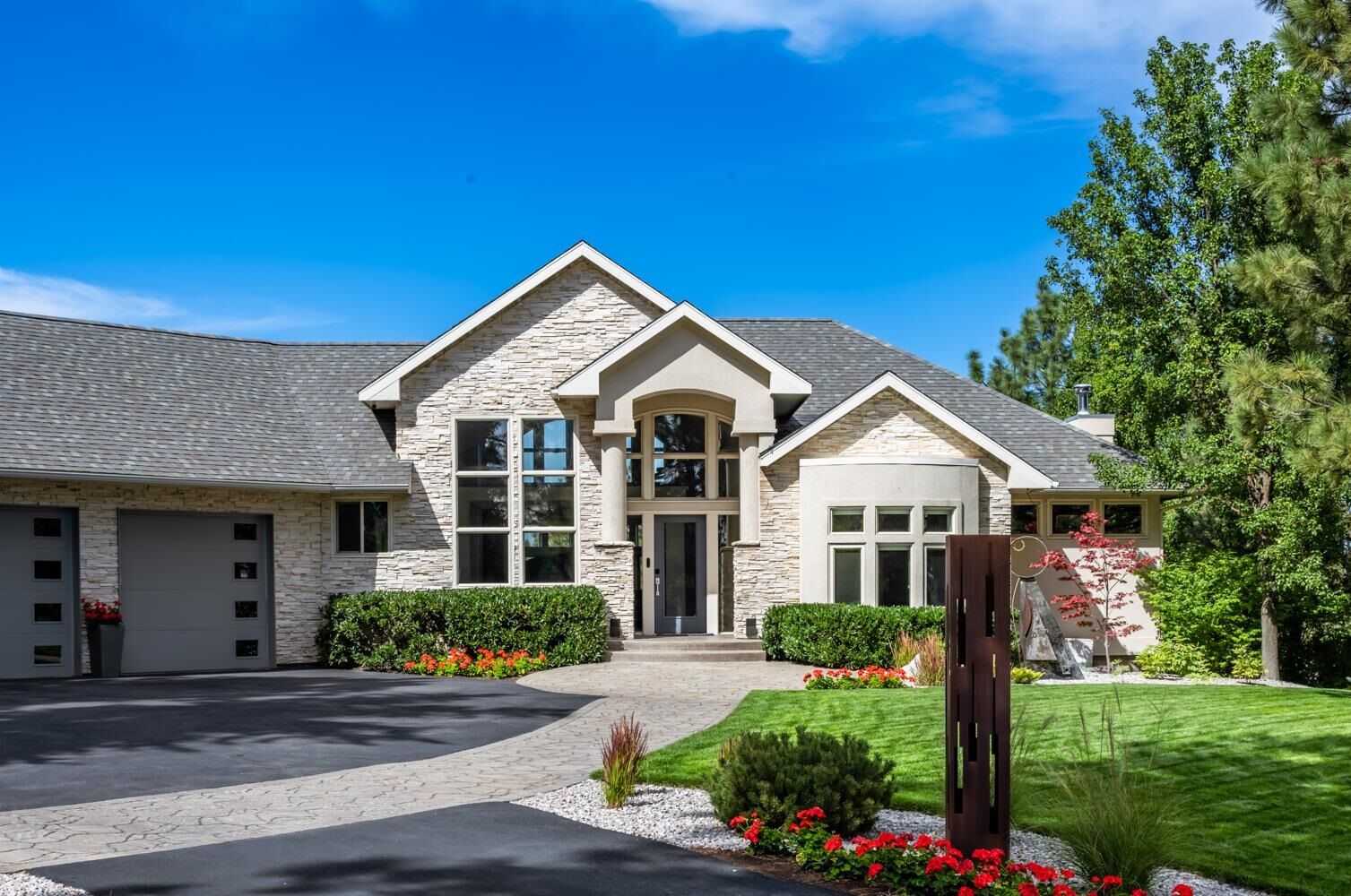 Property Photo:  1517 E Wildflower Ln  WA 99224 