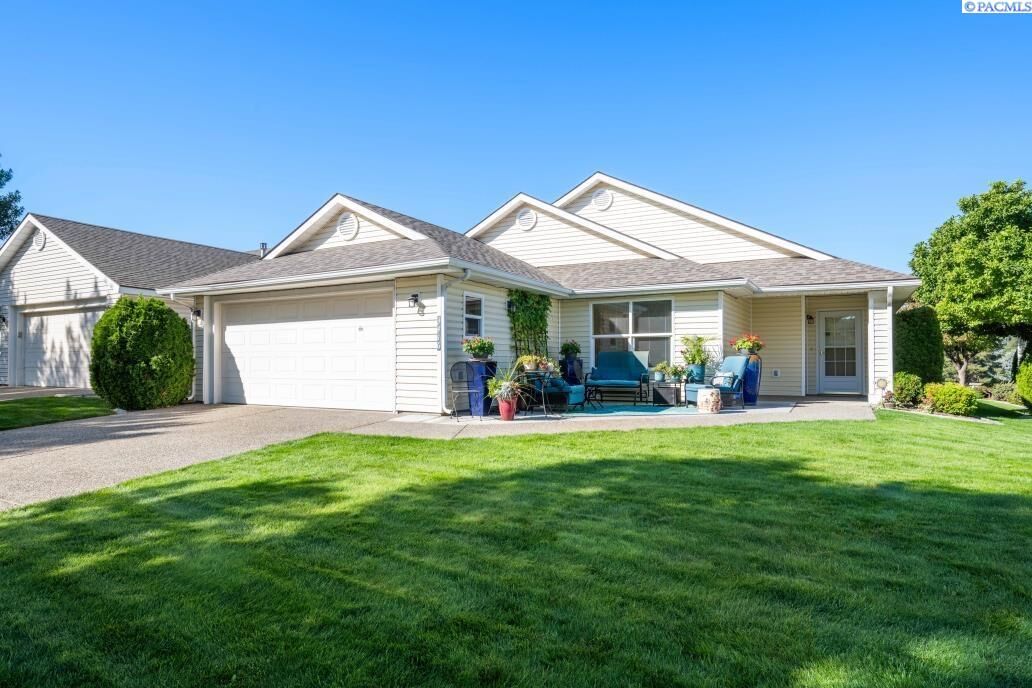 Property Photo: 3416 S Irby St WA 99337