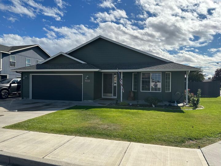 7808 Bonilla Dr  Pasco WA 99301 photo