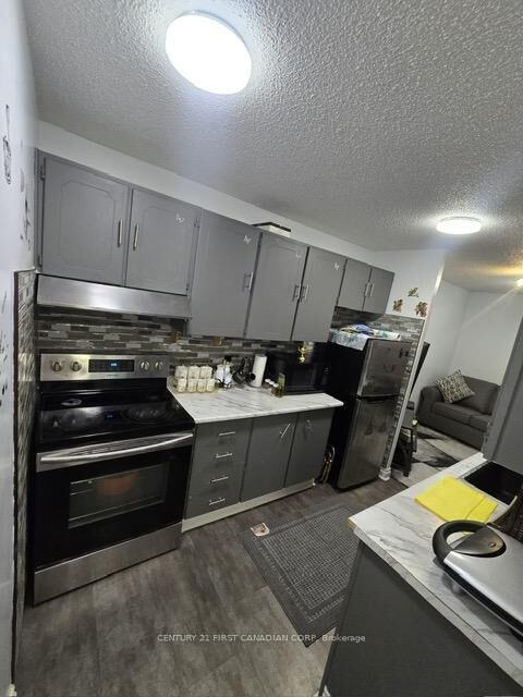 Property Photo:  1103 Jalna Boulevard 507  ON N6E 2W8 