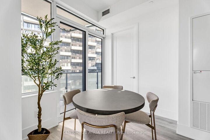 Property Photo:  470 Front Street 2906  ON M5V 0V6 