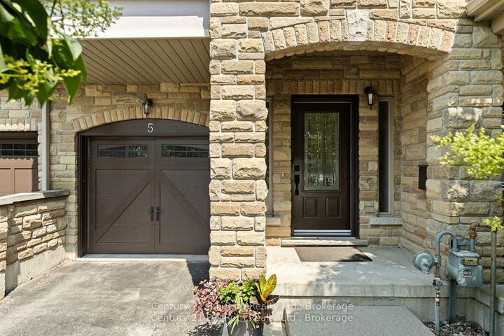 Property Photo:  188 Coldwater Road 5  ON L3V 3L9 